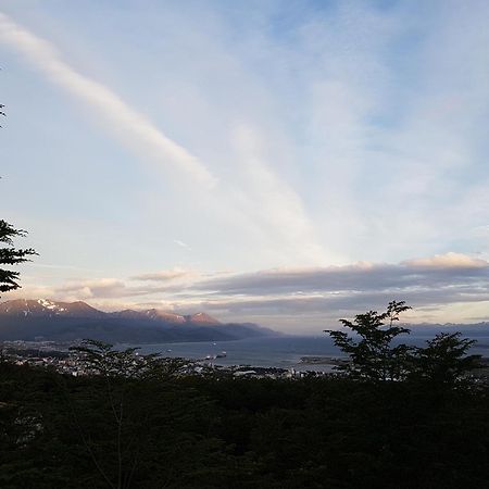 Hotel Tierra Del Fuego Ушуая Екстериор снимка