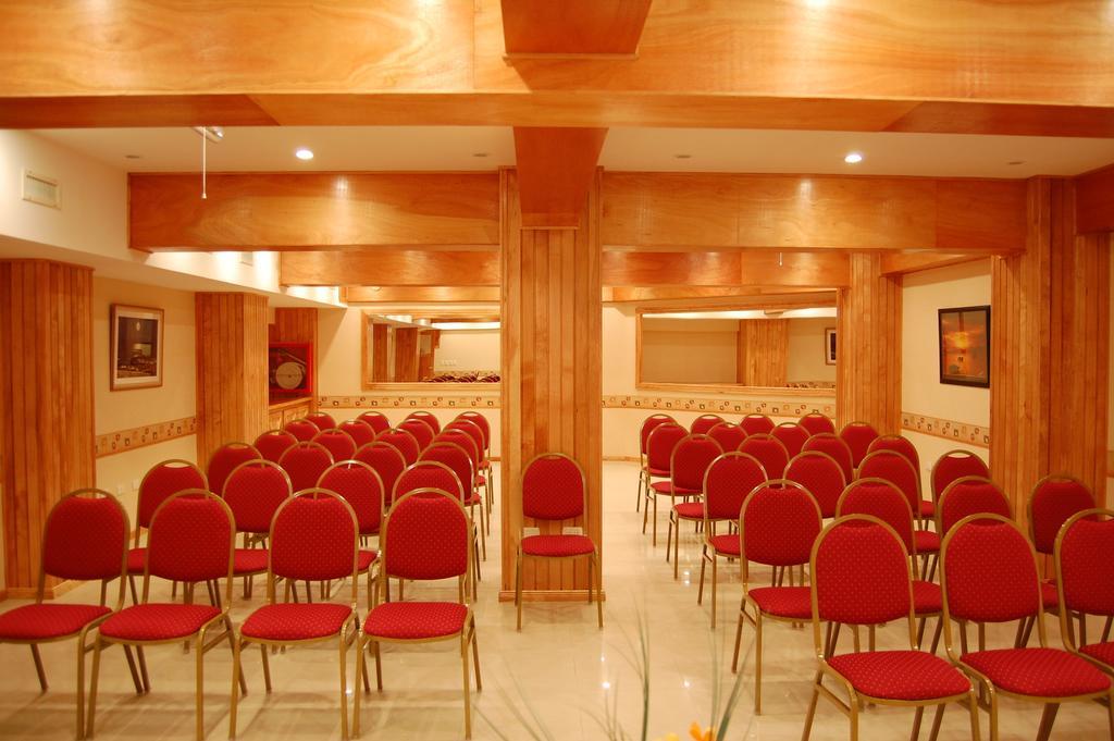 Hotel Tierra Del Fuego Ушуая Екстериор снимка