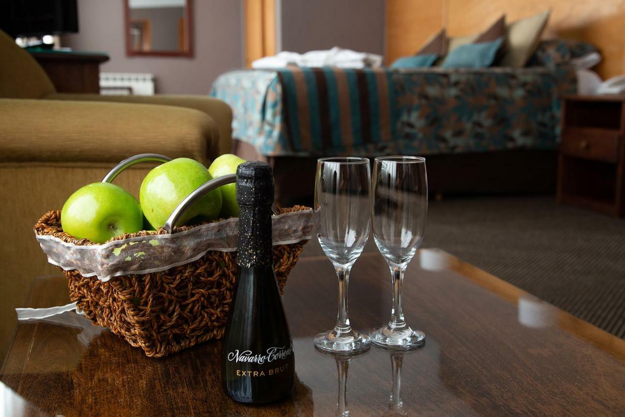 Hotel Tierra Del Fuego Ушуая Екстериор снимка
